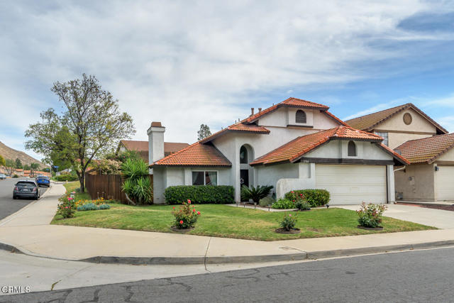 Detail Gallery Image 3 of 44 For 11764 Betula Cir, Moreno Valley,  CA 92557 - 4 Beds | 3 Baths