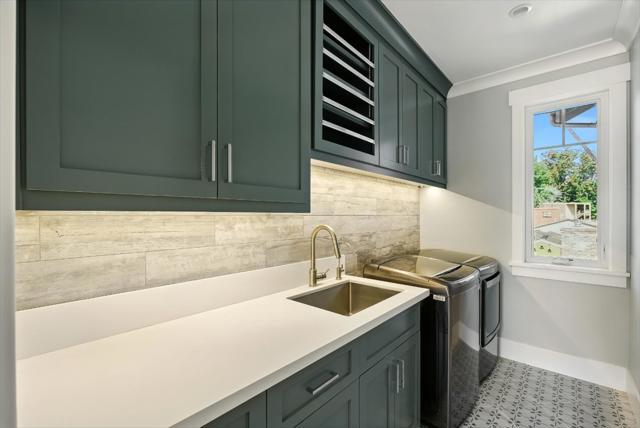 1549 Keesling Avenue, San Jose CA: https://media.crmls.org/mediaz/7475e550-f2bb-43a8-bf56-75c04a3bb2d9.jpg