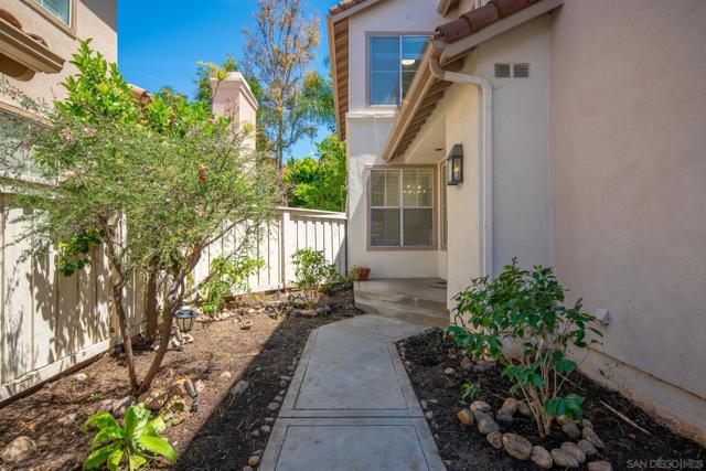 12130 Rice Dr, Tustin, California 92782, 4 Bedrooms Bedrooms, ,2 BathroomsBathrooms,Single Family Residence,For Sale,Rice Dr,240008173SD