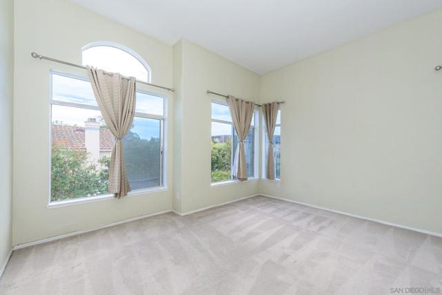 4515 Sculpture Court, Oceanside CA: https://media.crmls.org/mediaz/747813f7-09a1-47f9-b8f1-4e391a66e750.jpg