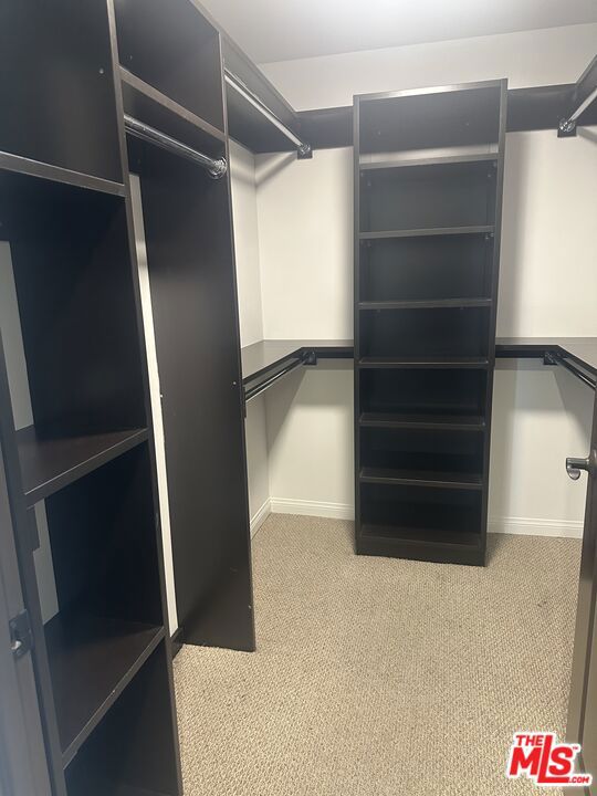 520 S Kingsley Drive, Los Angeles CA: https://media.crmls.org/mediaz/74784170-67e8-4f72-b76d-ac0e46e14fd0.jpg