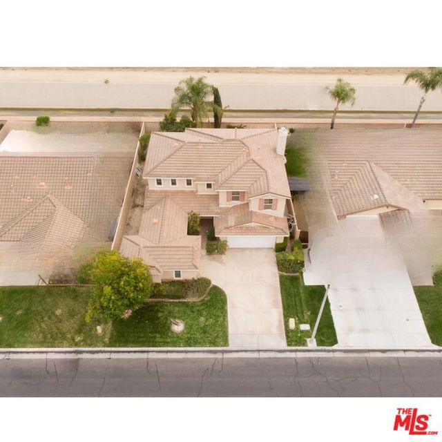11372 Bridgeway Court, Riverside CA: https://media.crmls.org/mediaz/747954d4-50c9-448b-849f-0ef41ab301de.jpg