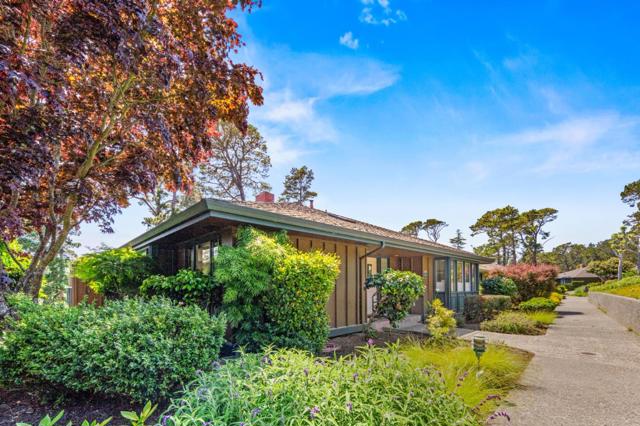 246 Del Mesa Carmel, Carmel CA: https://media.crmls.org/mediaz/74798c70-809b-4f45-940b-ead9a298d077.jpg