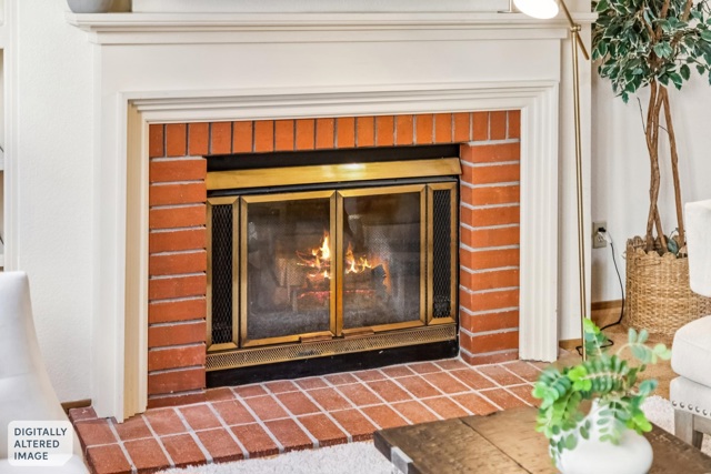 Image 5 of 42 For 1152 Old Alameda Pt