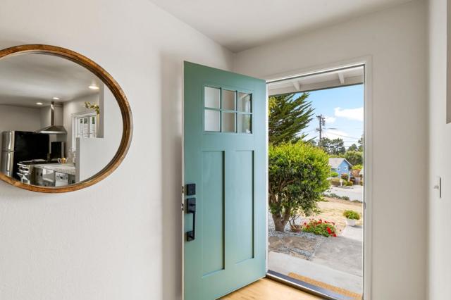 2074 Marsala Circle, Monterey CA: https://media.crmls.org/mediaz/747a0820-791e-4b48-9dda-f6203f04d15b.jpg