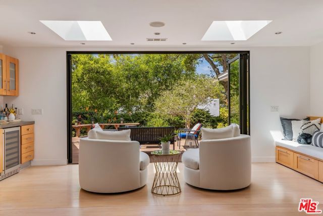 874 N Norman Place, Los Angeles CA: https://media.crmls.org/mediaz/747a096b-e46b-4733-bbec-3b3a6a49692c.jpg
