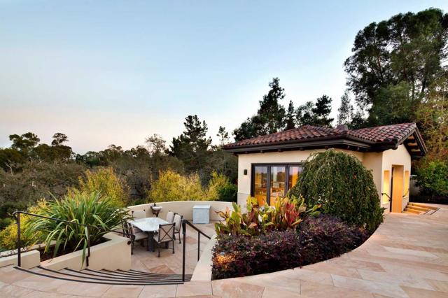 27500 La Vida Real, Los Altos Hills CA: https://media.crmls.org/mediaz/747a1ced-7223-492b-917a-a39c6f2bba01.jpg