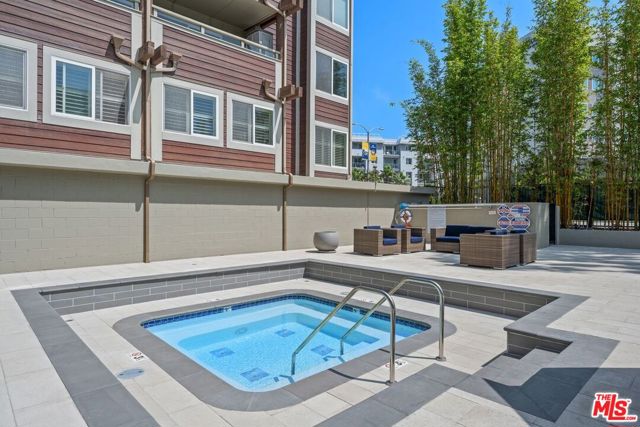 4200 Via Dolce, Marina del Rey CA: https://media.crmls.org/mediaz/747c4b64-de69-47ec-9499-f848868aa2ca.jpg