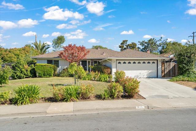 495 Giannini Drive, Santa Clara CA: https://media.crmls.org/mediaz/747c6739-4e91-4749-bea9-2b142429a42b.jpg