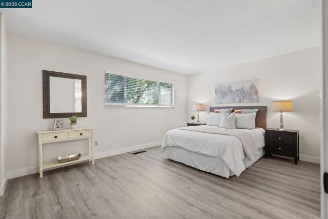 1050 Mohr Ln, Concord CA: https://media.crmls.org/mediaz/747db5e0-e9ea-4914-8a91-e932fc5e4bdd.jpg