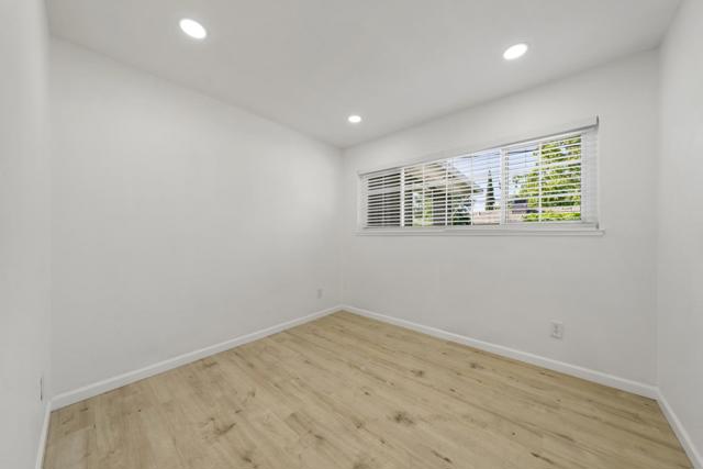 2621 Wood Violet Way, Sacramento CA: https://media.crmls.org/mediaz/747dcbdc-de39-498d-a6b8-011496c9f40d.jpg
