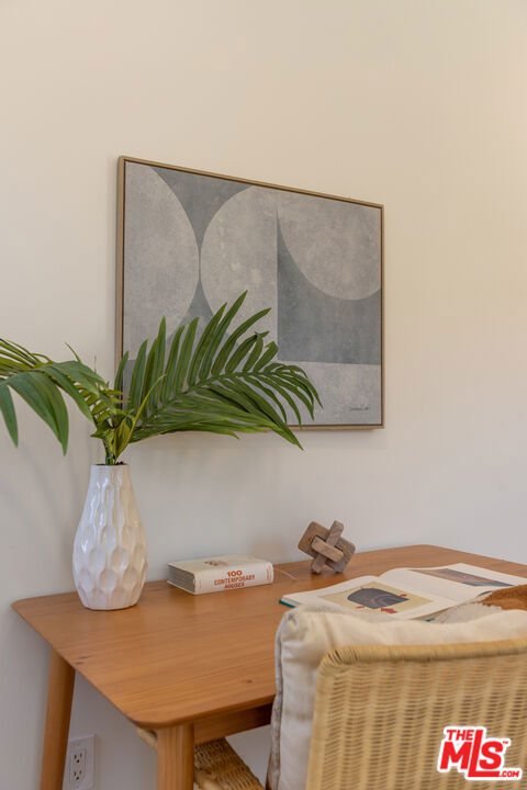504 N Campbell Avenue, Alhambra CA: https://media.crmls.org/mediaz/747f1bc4-47cf-46b3-bfc3-9f69394719f2.jpg