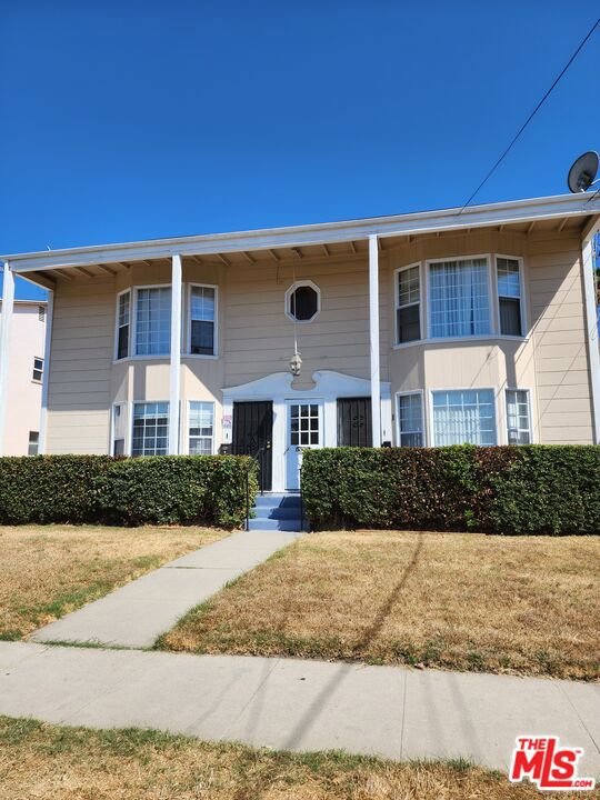 5306 Vantage Avenue #2