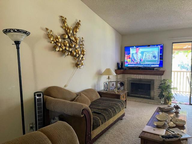 8354 Charbono Court, San Jose CA: https://media.crmls.org/mediaz/747f8306-953f-4532-8551-08c0378fd136.jpg