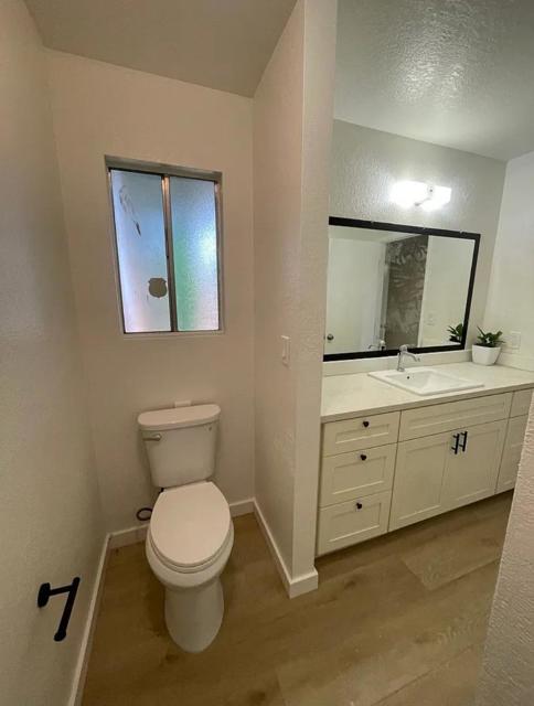 1923 Pawnee Way, Stockton CA: https://media.crmls.org/mediaz/747fd70b-8ded-45ae-87de-29773a0e044a.jpg