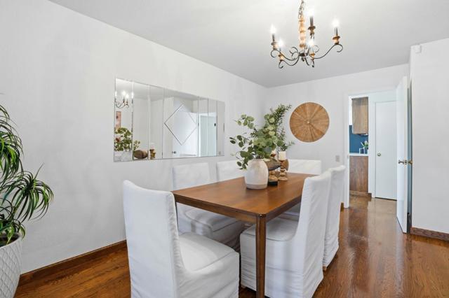 1190 Flying Fish Street, Foster City CA: https://media.crmls.org/mediaz/74821e1b-0805-4ebe-9aad-fd8b7ed0702f.jpg