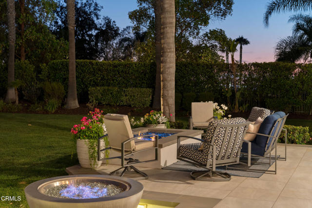 1069 Corte Barroso, Camarillo CA: https://media.crmls.org/mediaz/7482386a-b2fe-47fc-ac0c-91d9efbd8120.jpg