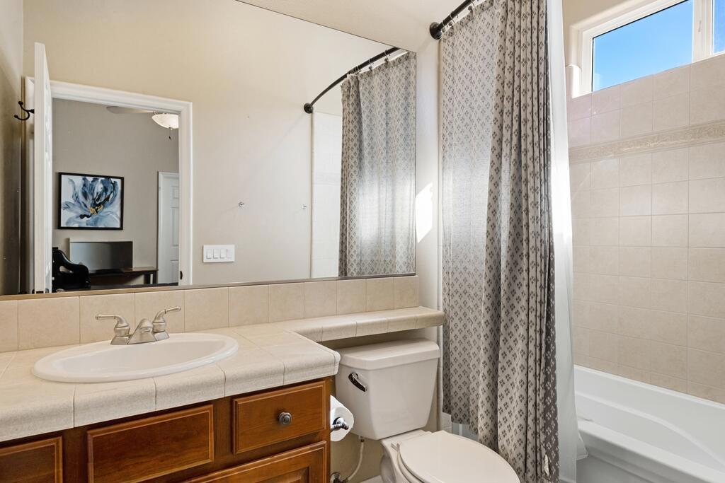 MLS #219138384DA image #15