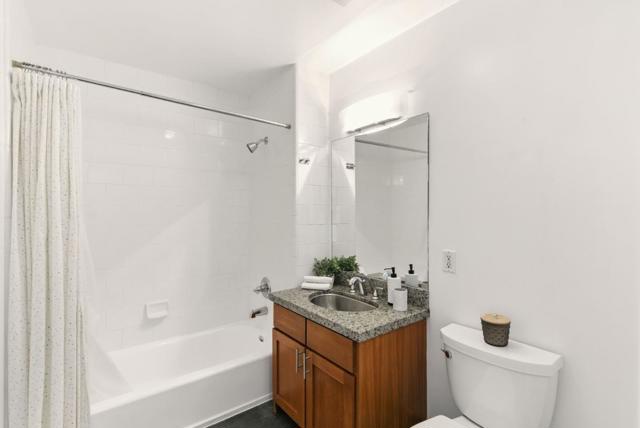 1000 Pennsylvania Avenue, San Francisco CA: https://media.crmls.org/mediaz/74832892-7e43-4081-99ea-c9b0d7ebfdba.jpg