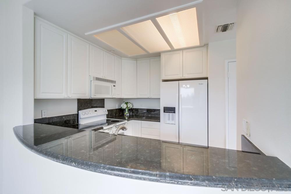 12122 Royal Birkdale Row - photo 8