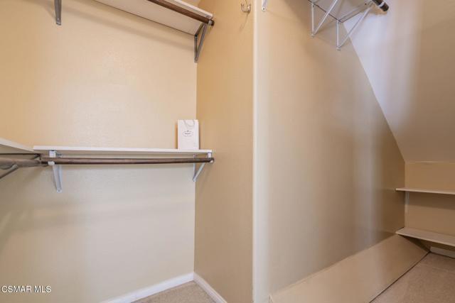 6564 La Cumbre Road, Somis CA: https://media.crmls.org/mediaz/7484648e-0fd7-4ba4-a99f-1d77701bc955.jpg