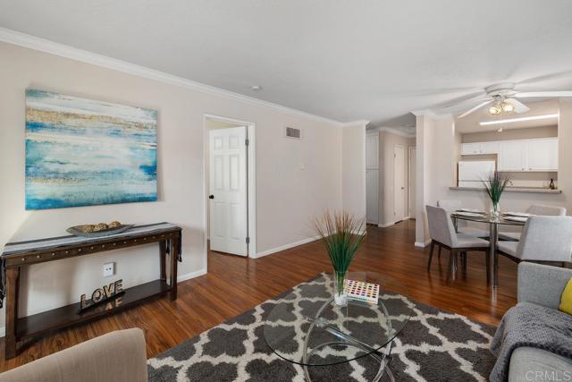 Detail Gallery Image 6 of 37 For 7565 Charmant Dr #615,  San Diego,  CA 92122 - 2 Beds | 2 Baths