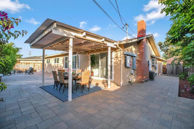 689 Springwood Drive, San Jose CA: https://media.crmls.org/mediaz/7485678f-070f-430b-95da-8649d0bcfb5e.jpg