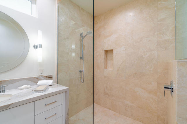 16 Judd Terrace, Rancho Mirage CA: https://media.crmls.org/mediaz/74860bb0-7381-445d-b526-686045cb9add.jpg