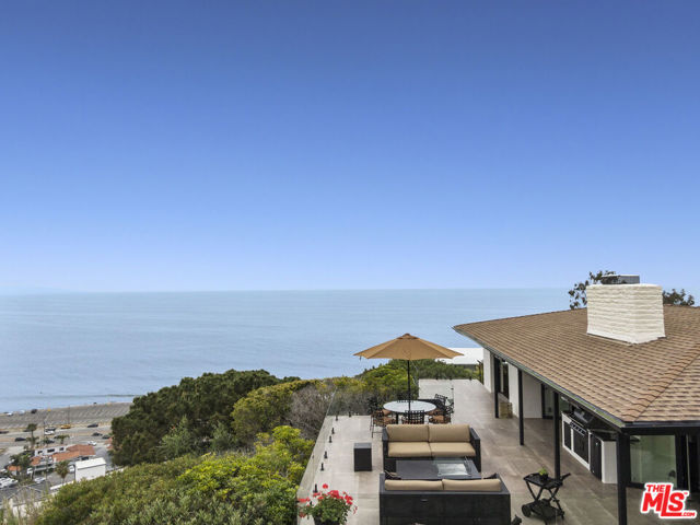 Drew Fenton | 17438 Revello Drive Pacific Palisades CA | MLS: 7251367