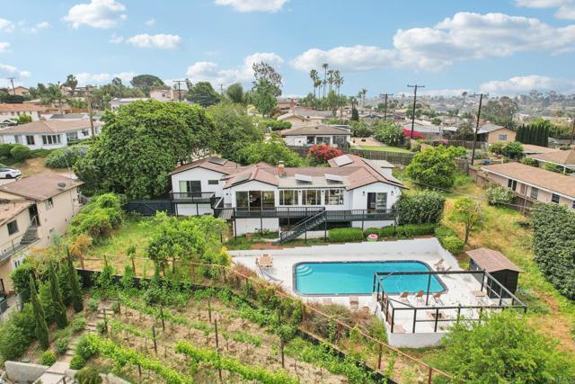 Detail Gallery Image 44 of 56 For 4322 Vista Coronado Dr, Chula Vista,  CA 91910 - 3 Beds | 3 Baths