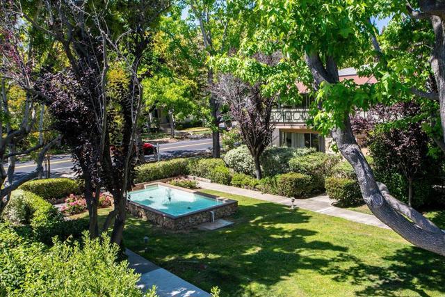 762 University Avenue, Palo Alto CA: https://media.crmls.org/mediaz/7487e345-d75e-4ba4-bfdd-bab4225cc537.jpg