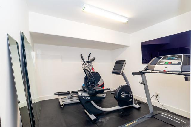 Detail Gallery Image 33 of 41 For 621 San Elijo St, San Diego,  CA 92106 - 4 Beds | 5/2 Baths