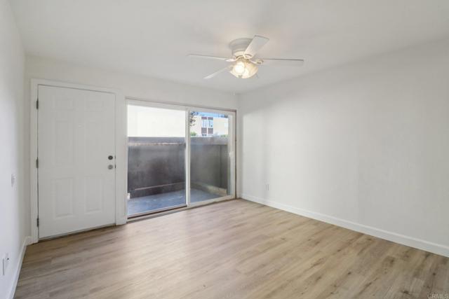 Detail Gallery Image 4 of 28 For 3454 Castle Glen Dr #114,  San Diego,  CA 92123 - 4 Beds | 2 Baths