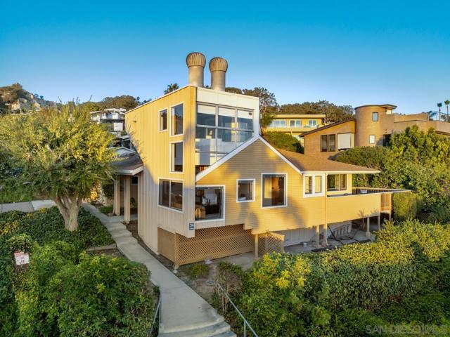 2506 Via Merano, Del Mar CA: https://media.crmls.org/mediaz/7489a7eb-1130-44ce-86f0-61954e94e183.jpg