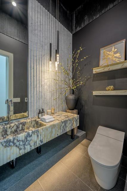 1027 Waverley Street, Palo Alto CA: https://media.crmls.org/mediaz/7489bd6f-4e40-42e7-8499-4f363853a5b3.jpg