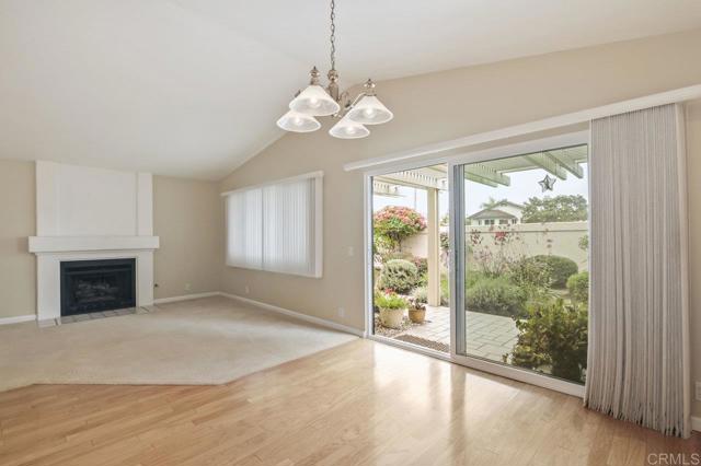 4065 Caminito Davila, San Diego CA: https://media.crmls.org/mediaz/748a11a5-0411-4711-9449-a88585e88fcd.jpg