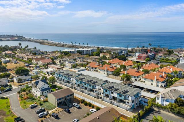 Detail Gallery Image 28 of 32 For 324 Chinquapin Ave, Carlsbad,  CA 92008 - 2 Beds | 2/1 Baths