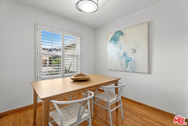 1620 18th Street, Manhattan Beach CA: https://media.crmls.org/mediaz/748a5058-3ca3-4a43-ac70-e9c9c67cd07f.jpg