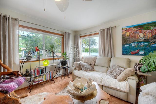 Detail Gallery Image 18 of 33 For 3733 Gail Dr, Oceanside,  CA 92056 - 2 Beds | 1 Baths