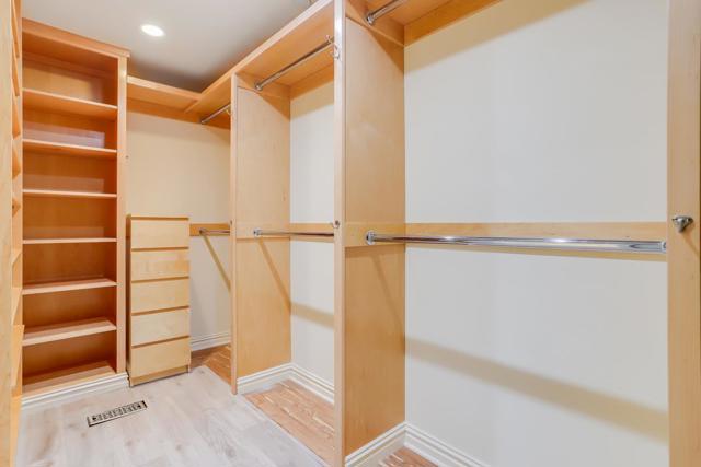 Image 23 of 40 For 989 Coeur D Alene Way