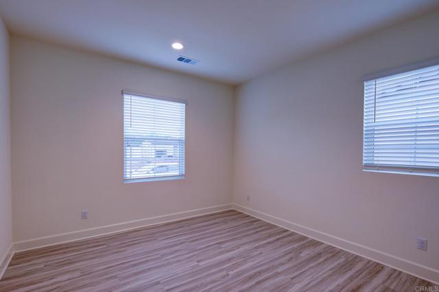 Detail Gallery Image 28 of 38 For 2981 Orchard Glen, Escondido,  CA 92026 - 5 Beds | 4 Baths