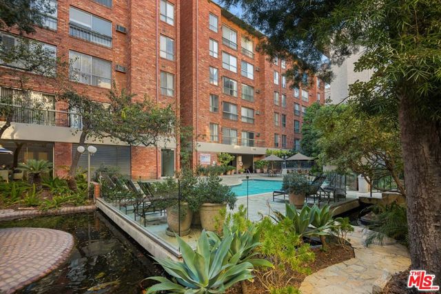 #546 Pool deck and pond
