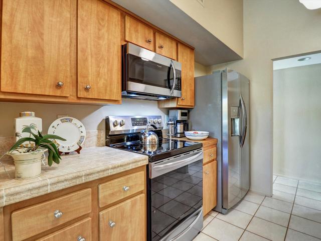 2371 Via Sonoma, Palm Springs CA: https://media.crmls.org/mediaz/748e17dc-d19d-486b-a183-1f4654b72aff.jpg