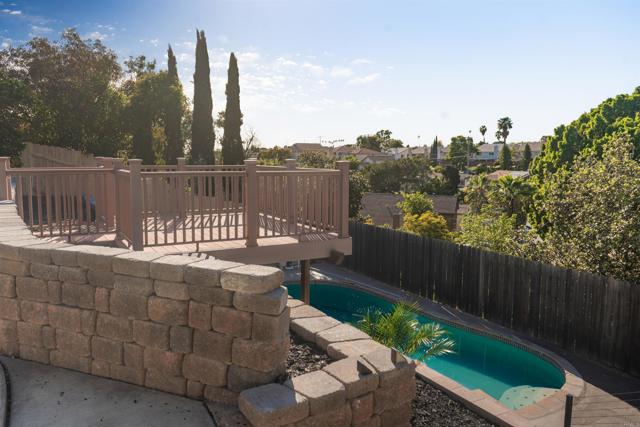 Detail Gallery Image 5 of 23 For 2560 Aaron Ct, San Diego,  CA 92105 - 3 Beds | 2/1 Baths