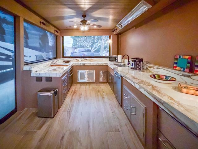 80394 Avenue 48, Indio CA: https://media.crmls.org/mediaz/7490406b-f4b8-4f27-ad11-fc8af12258e1.jpg