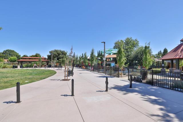 3199 Chivas Place, San Jose CA: https://media.crmls.org/mediaz/74910390-ea1e-4edb-8802-abad6ac6cf2f.jpg