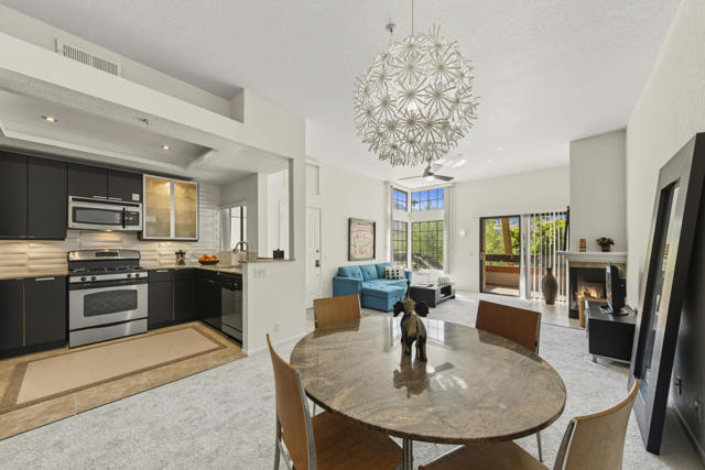 2601 S Broadmoor Drive, Palm Springs CA: https://media.crmls.org/mediaz/749140a6-625a-400b-a43a-5ee30aed527d.jpg