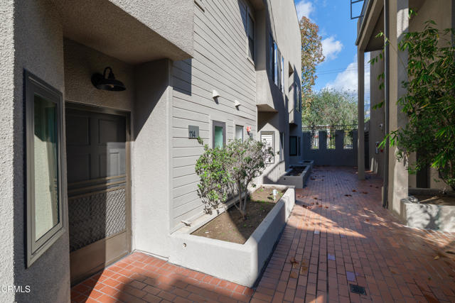 Detail Gallery Image 41 of 51 For 1310 E Orange Grove Bld #114,  Pasadena,  CA 91104 - 2 Beds | 2/1 Baths