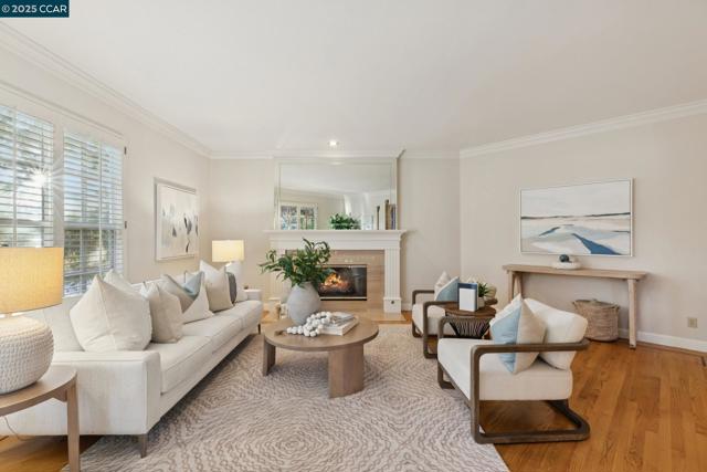 788 Woodwind Place, Walnut Creek CA: https://media.crmls.org/mediaz/74928b6b-492e-465c-98ee-788ad62f2a9a.jpg