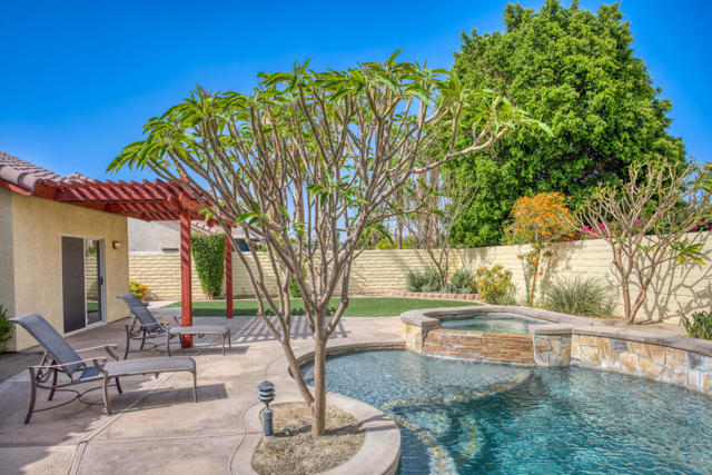 Image 36 of 49 For 44450 Ocotillo Drive